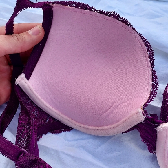 Victoria's Secret Women's Dream Angel's Push-up Plum Lace Bra - Picture 4 of 6